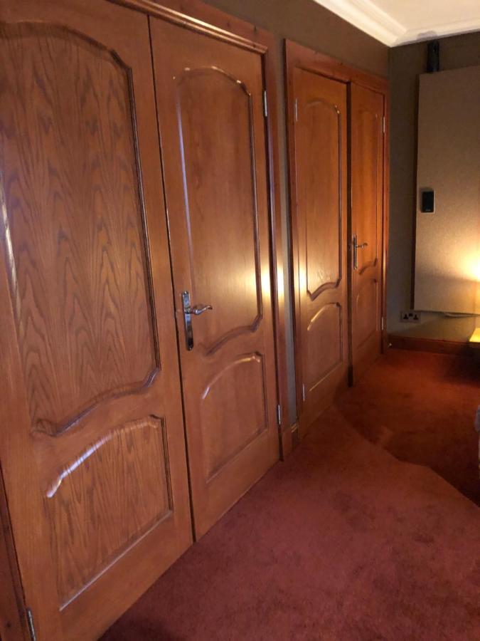 Tranquil Accommodation In A Great Location. Ланарк Екстер'єр фото
